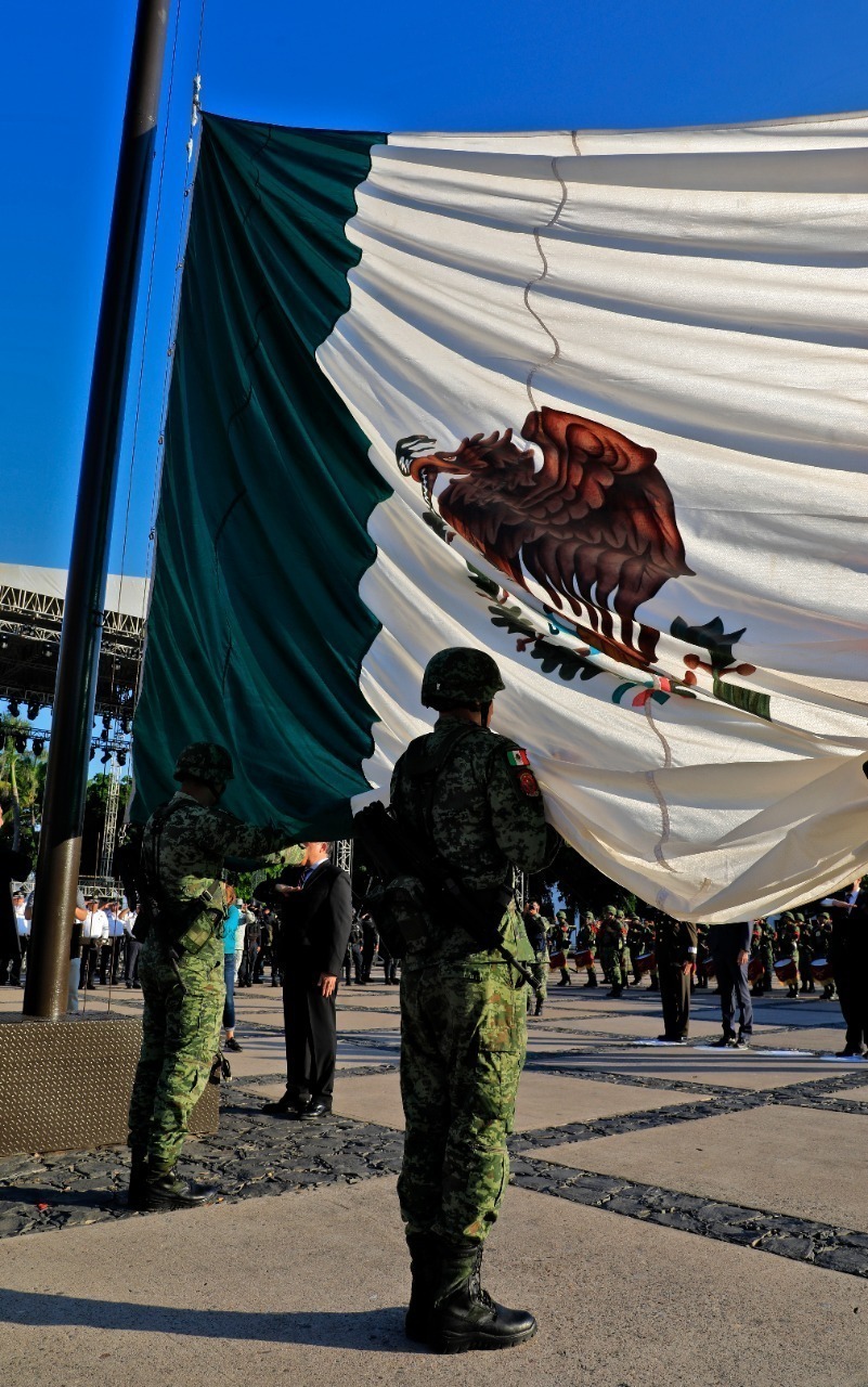 Autoridades conmemoran el 212 aniversario del Grito de Independencia