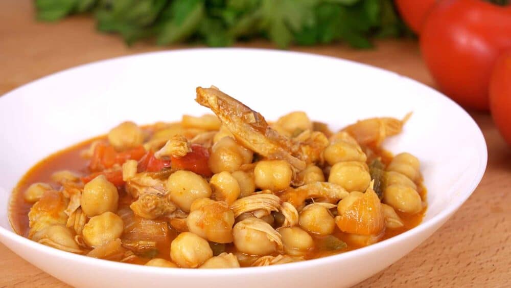 Receta de Garbanzos con Pollo - El Fuerte