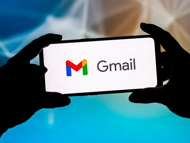 Gmail smartphone