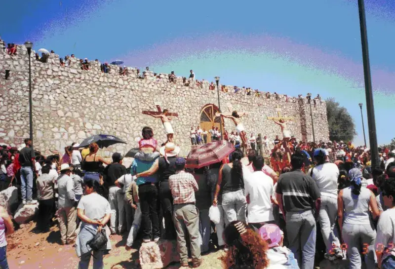 Viacrucis en El Fuerte Viacrucis en El Fuerte