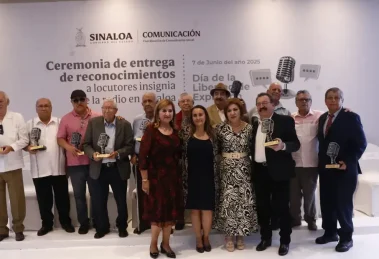 12 locutores insignia de la radiodifusión sinaloense