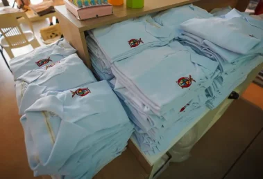 Programa de canje de Uniformes y útiles escolares