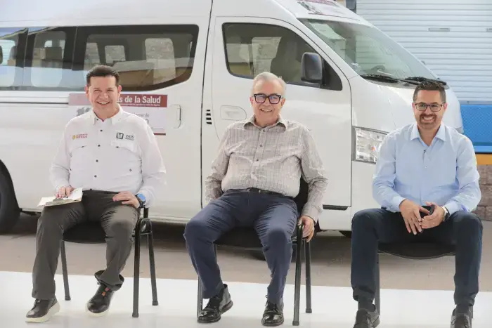 Banderazo de inicio de las Rutas de la Salud