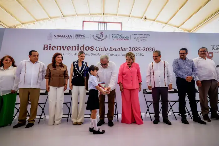 En marcha ciclo escolar 2025-2026 del nivel básico