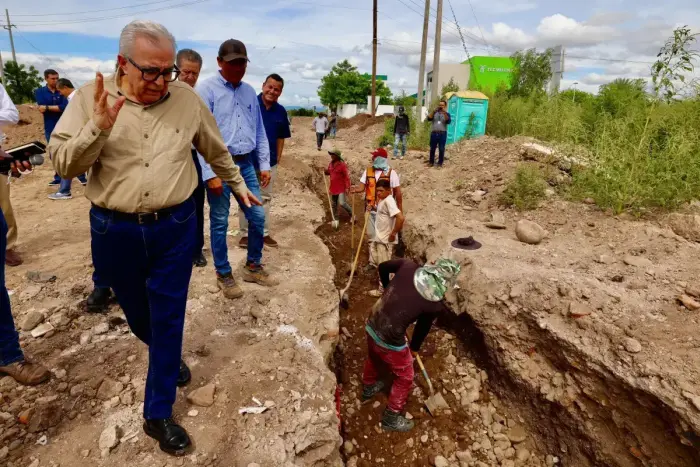 Supervisa avances del Malecón margen izquierda