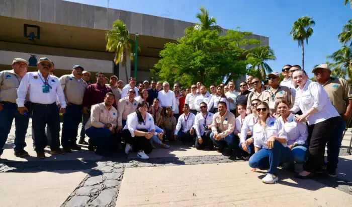 Entrega 22 vehículos para campaña contra el Dengue Entrega 22 vehículos para campaña contra el Dengue