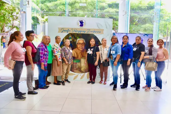 Entrega Premio a la Mujer Rural Sinaloense 2025 Entrega Premio a la Mujer Rural Sinaloense 2025