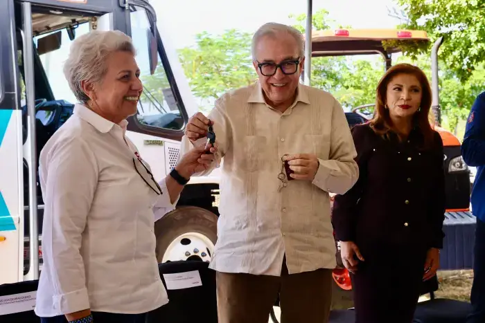Equipamiento en la Universidad Tecnológica de Culiacán Equipamiento en la Universidad Tecnológica de Culiacán