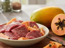 Papaya para suavizar carne de res