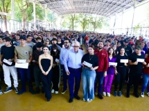 Entrega de 1 mil 252 tarjetas del Bienestar