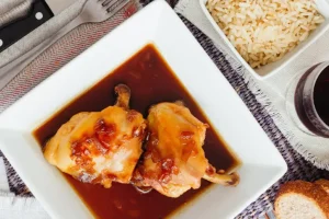 Pollo marinado con miel salsa de soya