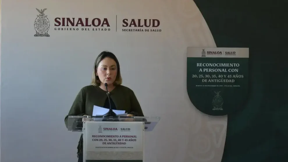 Reconocen a trabajadoras y trabajadores de los Servicios de Salud