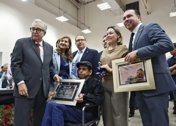 Reconocimientos a trabajadores al servicio del Estado Reconocimientos a trabajadores al servicio del Estado