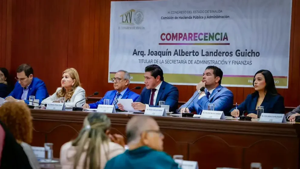 Comparece secretario de Administración y Finanzas