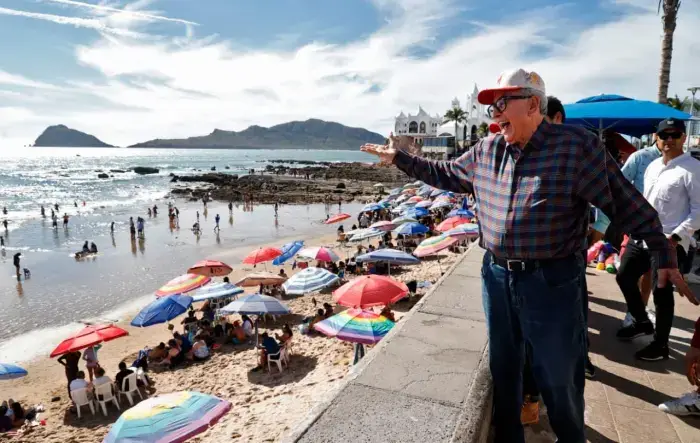 Bienvenida a turistas del Carnaval Internacional de Mazatlán Bienvenida a turistas del Carnaval Internacional de Mazatlán