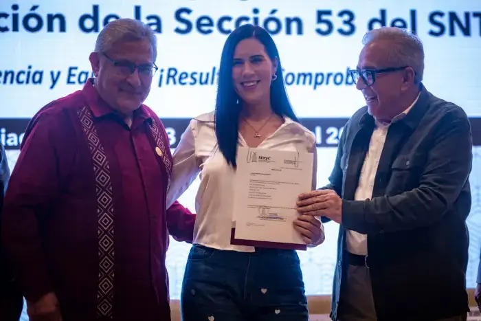 Entrega de bases a trabajadores del SNTE 53 Entrega de bases a trabajadores del SNTE 53