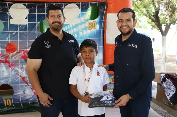 Estrategia Integral de Atención a planteles escolares
