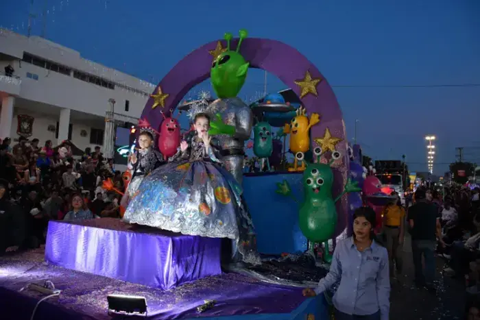 Más de 120 mil personas en el Carnaval Guamúchil