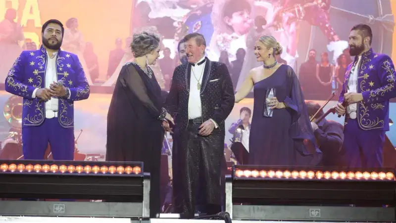 Homenaje a Germán Lizárraga por sus 75 años de trayectoria