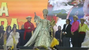 Mazatlán corona a Mariana I Reina de los Juegos Florales