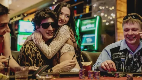 Películas eróticas mas premiadas Anora reseña