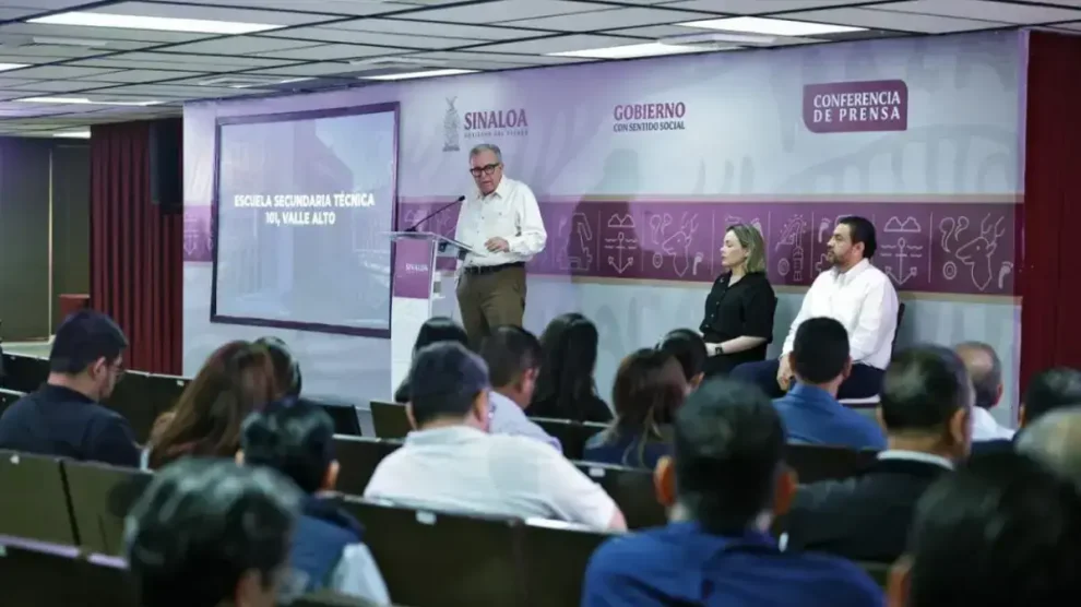 Secundaria de Valle Alto ya está terminada