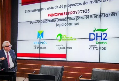 Conferencia magistral en el Centro de Estudios Superiores Navales