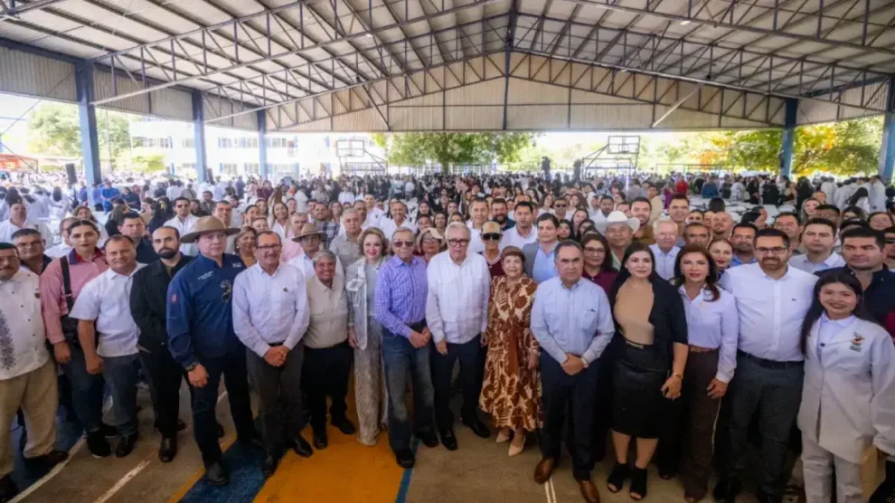 Inaugura Rocha Moya la Facultad de Medicina de la UAS en Guasave