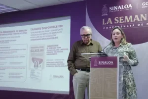 Invita Rocha Moya a adquirir licencia permanente de conducir