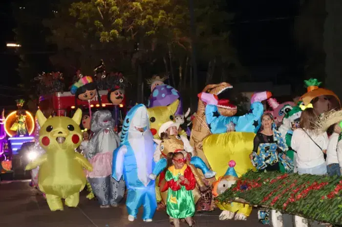 Desfile del Carnaval de Badiraguato Desfile del Carnaval de Badiraguato