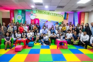 Invita gobernador a niñas y niños sinaloenses a leer y escribir libros