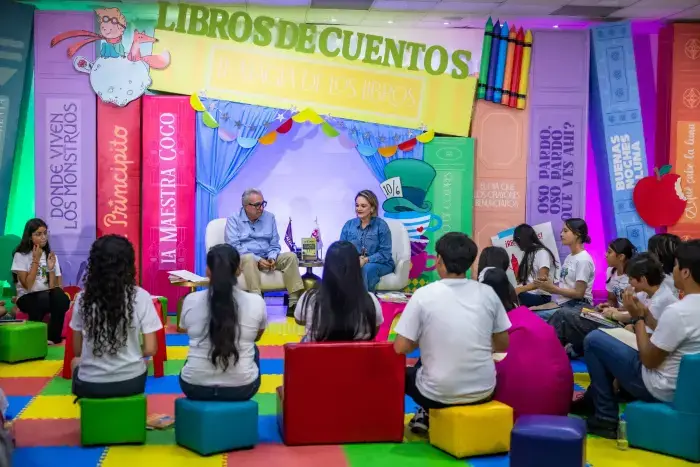 Invita gobernador a niñas y niños sinaloenses a leer y escribir libros