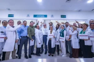 Reconocimientos a personal médico de trasplantes
