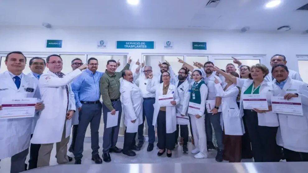 Reconocimientos a personal médico de trasplantes