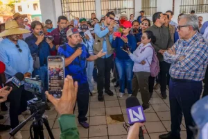 Reunión con miembros de comunidades indígenas de Ahome