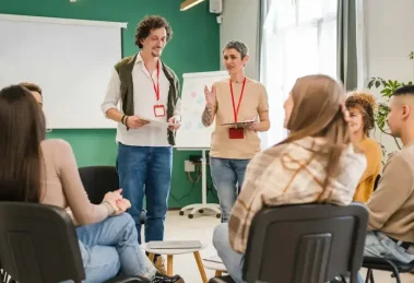 Talleres para usar la inteligencia artificial a los universitarios