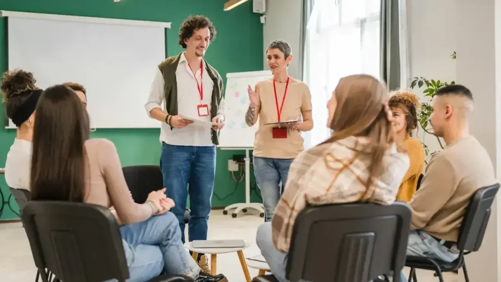 Talleres para usar la inteligencia artificial a los universitarios