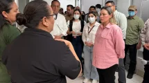Acercamiento con familiares de víctimas de incendio en Los Mochis