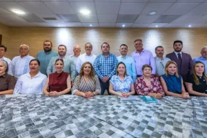 Gobernadora Yeraldine Bonilla se reunió con presidentes municipales