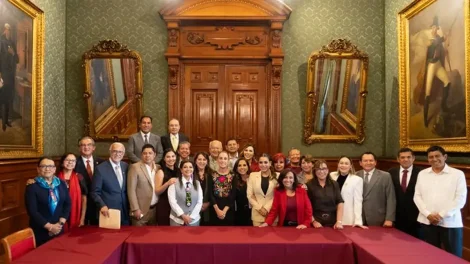 Gobernadora acude a reunión con la presidenta Claudia Sheinbaum