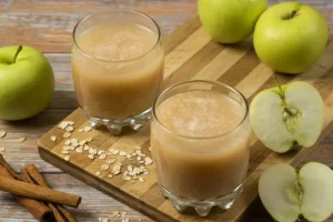 Licuado de manzana con linaza