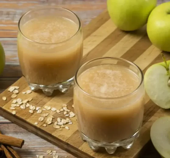 Licuado de manzana con linaza