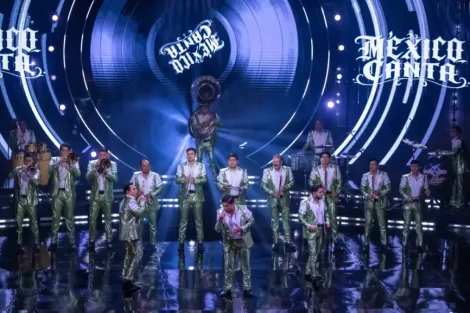 Asiste la gobernadora a semifinal del concurso México Canta